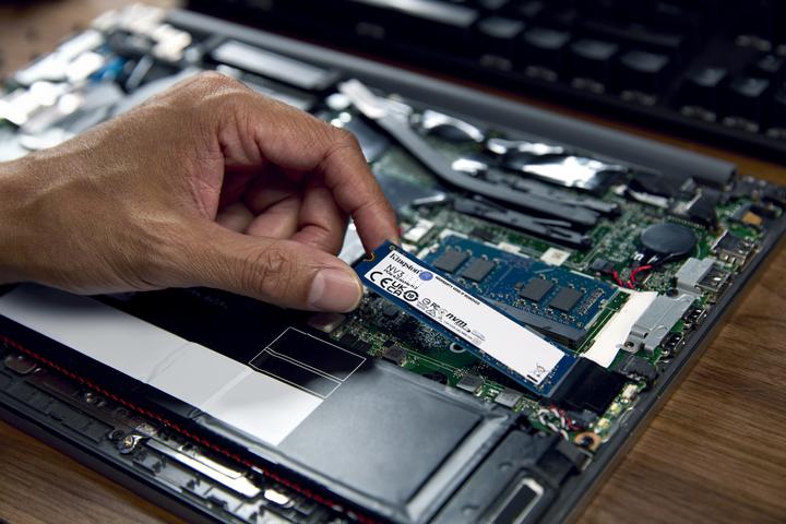 Produktbild Kingston NV3 (2000 GB, M.2 2280)