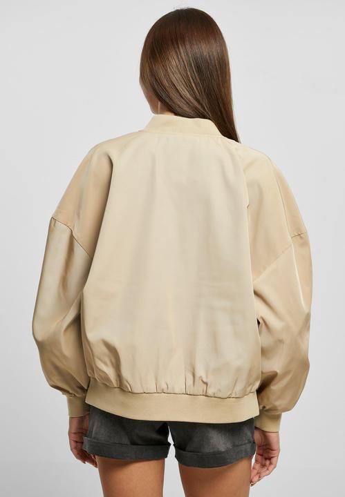 Produktbild Urban Classics Ladies Recycled Oversized Light Bomber Jacket (5XL)