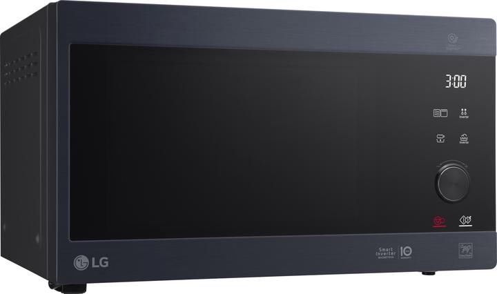 Actual product image LG MH6565CPB (25.25 l)