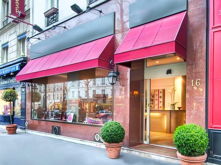 Immagine prodotto Smartbox Parigi magica: soggiorno romantico con 1 notte in un hotel a 3 o 4 stelle (2 pers.)