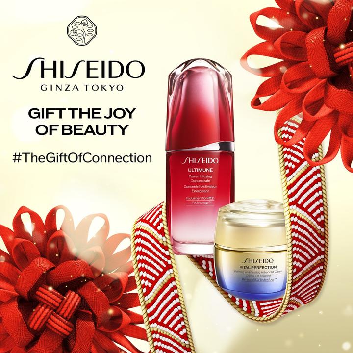Produktbild Shiseido Geschenkset Vital Perfection Holiday Kit / /15ml /10ml /0,6ml (Gesichtspflege set)