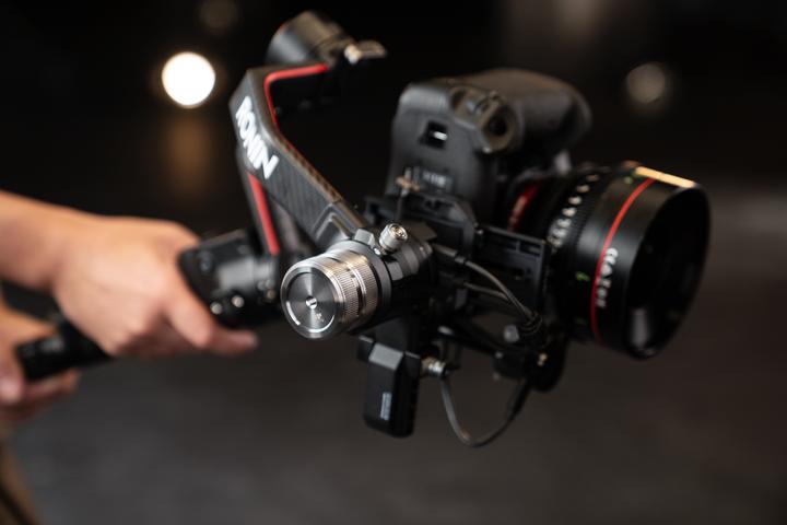 Produktbild DJI RS 2 (Spiegelreflexkamera, Systemkamera, 4.50 kg)