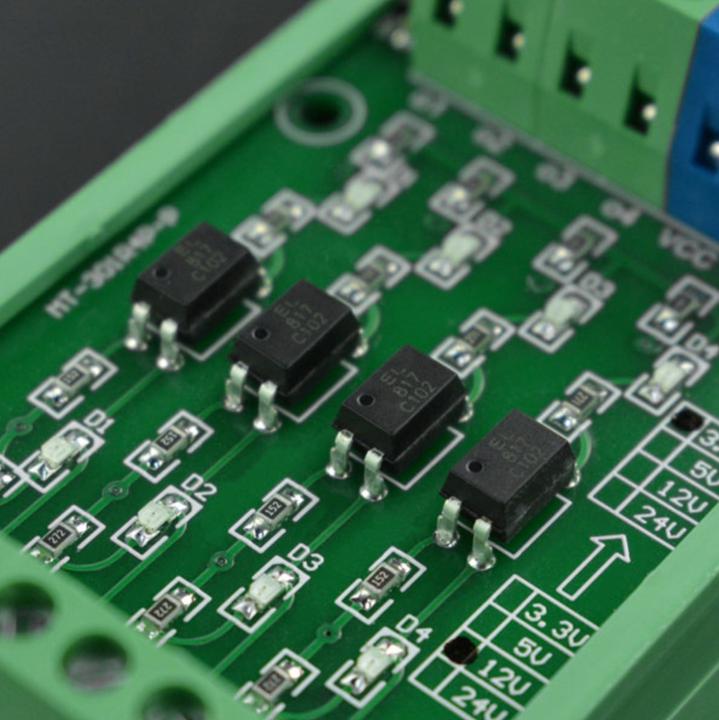 Actual product image DFRobot 4-channel logic level converter 12V to 3.3V