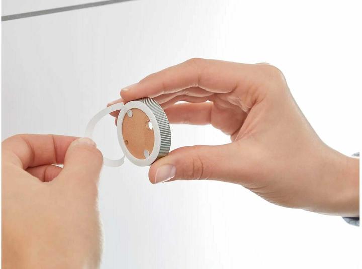 Image du produit tesa MOON Support de rouleau de papier toilette avec solution adhésive sans perçage