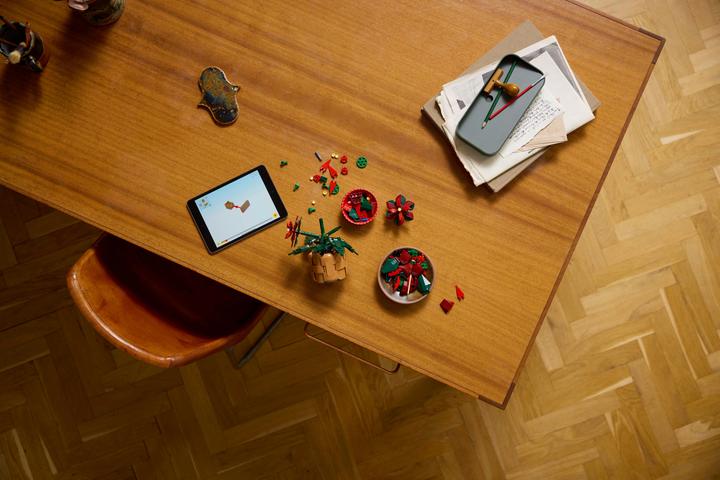 Produktbild LEGO Weihnachtsstern (10370, LEGO Icons)