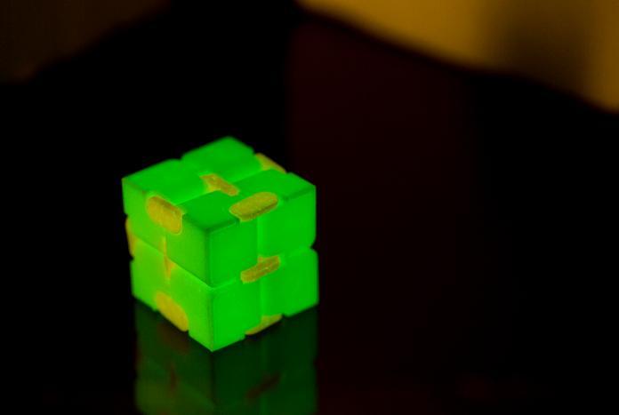 Productafbeelding Out of the blue Fidget Toy Oneindigheidskubus
