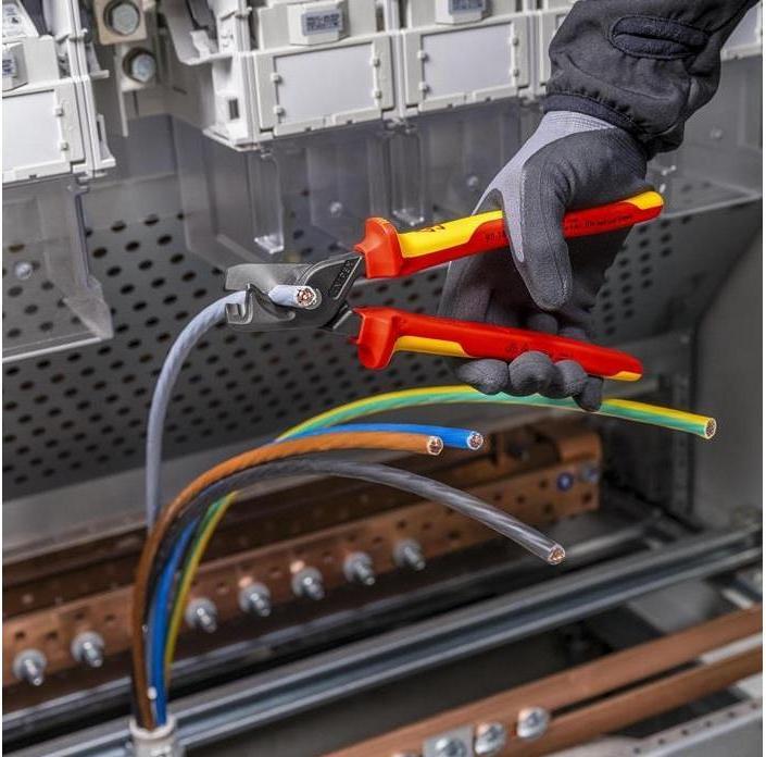 Image du produit Knipex 95 18 225 (234 mm)