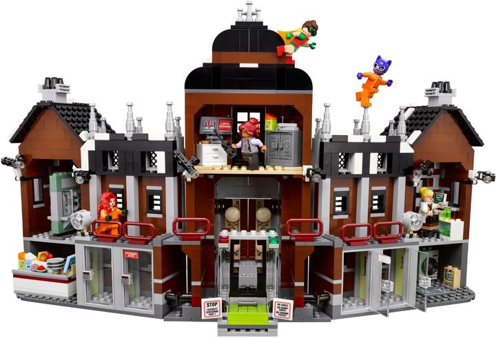 Actual product image LEGO Arkham Asylum (70912)