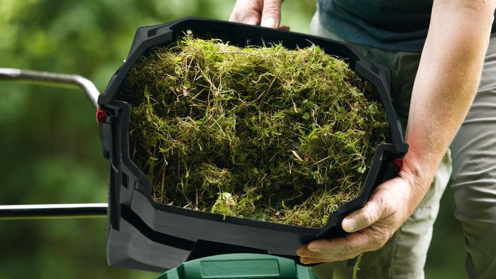 Produktbild Bosch Home & Garden UniversalVerticut 1100