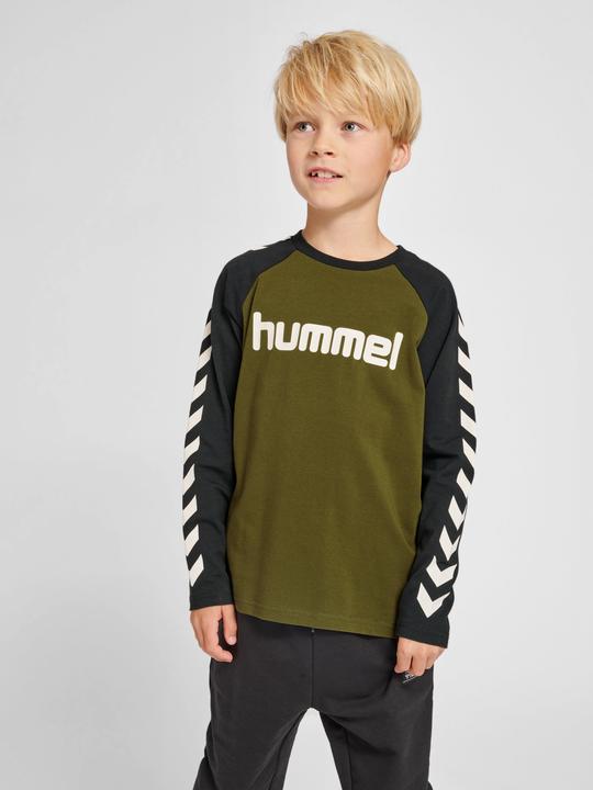 Actual product image hummel Boys T-Shirt L/S (116)