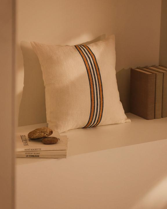 Immagine prodotto Kave Home Vallcanera (45 x 45 cm)