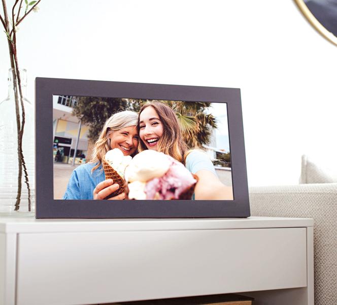Actual product image Meural MC315 (15.60", 1920 x 1080 pixels)