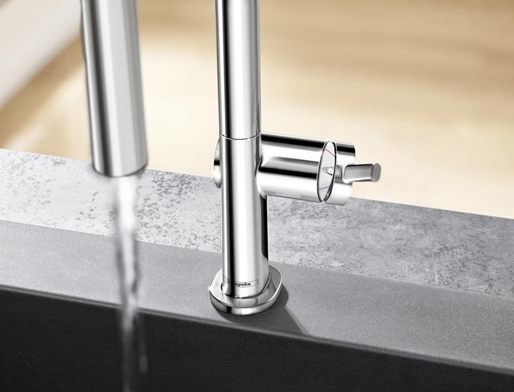 Actual product image hansgrohe HG single lever sink mixer 210 TALIS M pull-out spray chrome