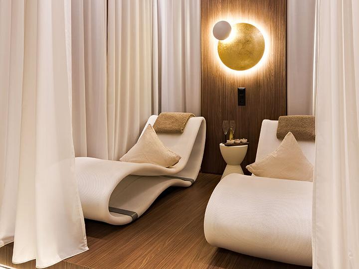 Immagine prodotto Smartbox 4 ore di riposo a 2 in una spa privata vicino a Zurigo (2 pers.)