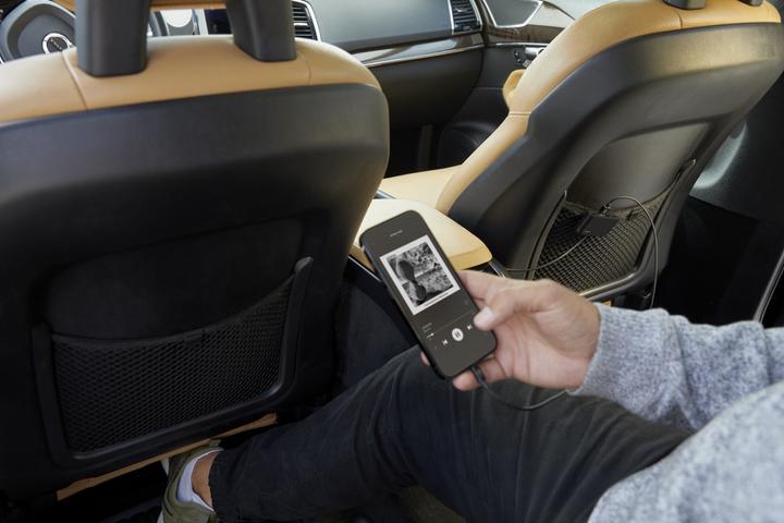 Produktbild Belkin BoostCharge (USB-C, USB-A, 4 Ports)