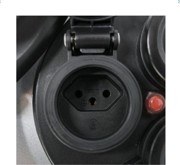 Actual product image Ekström Kabelrolle Metall 3xT13 & 1xT13 IP55 30M (30 m, 1.50 mm²)