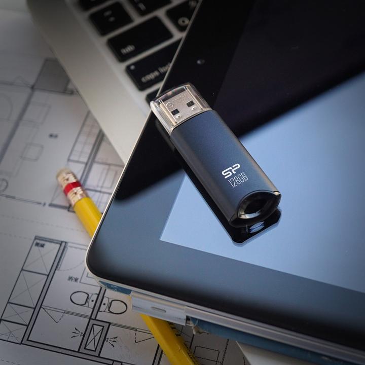 Produktbild Silicon Power memory USB Marvel M02 64GB USB 3.0 Blue (64 GB, USB 3.2)