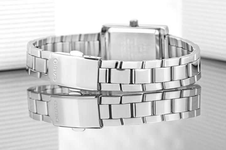 Actual product image Casio Ladies' watch LTP-1234DD-5ADF + BOX