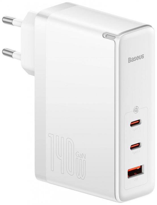 Actual product image Ugreen USB-C PD + USB-A QC 36W Car Charger