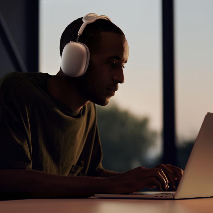 Actual product image Apple AirPods Max (ANC, 20 h, Wireless)