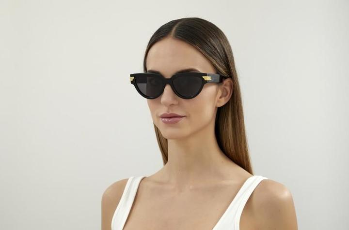 Actual product image Bottega Veneta BV1035S