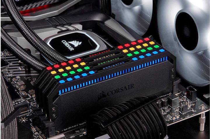 Produktbild Corsair Dominator Platinum RGB (4 x 16GB, 3600 MHz, DDR4-RAM, DIMM)