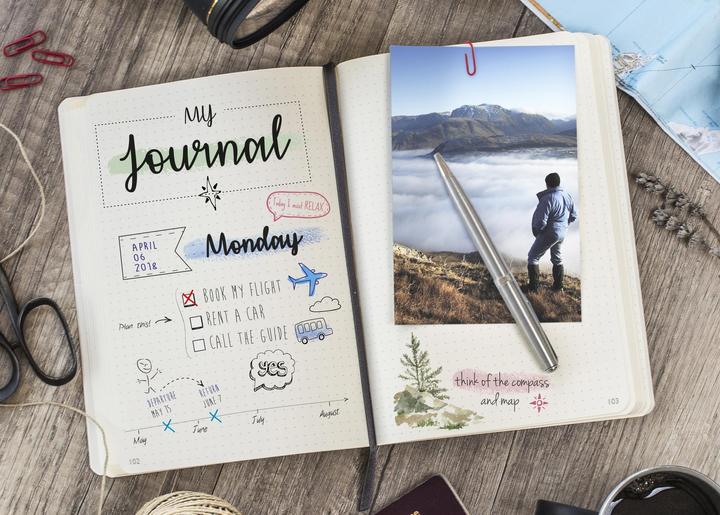Actual product image Clairefontaine Age Bag Notebook (B5, Checked, Hardcover)