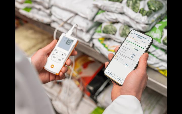 Image du produit Testo 110 Food - Thermomètre universel avec connexion à une application