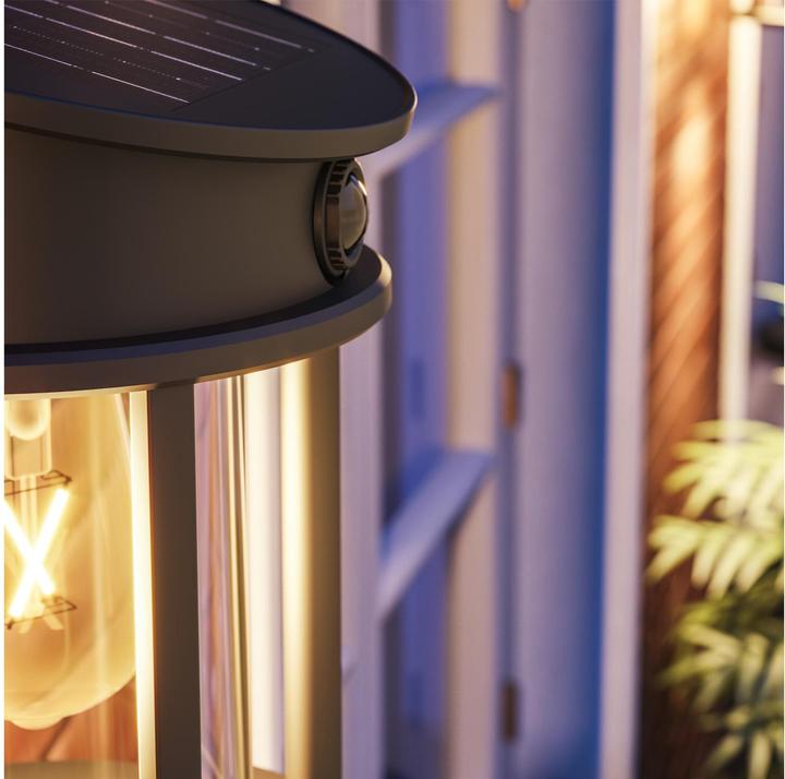 Actual product image Philips Lighting Geri 929004633001 Solar-Aussenwandleuchte 3.2 W Warmweiss Schwa (470 lm, IP44)