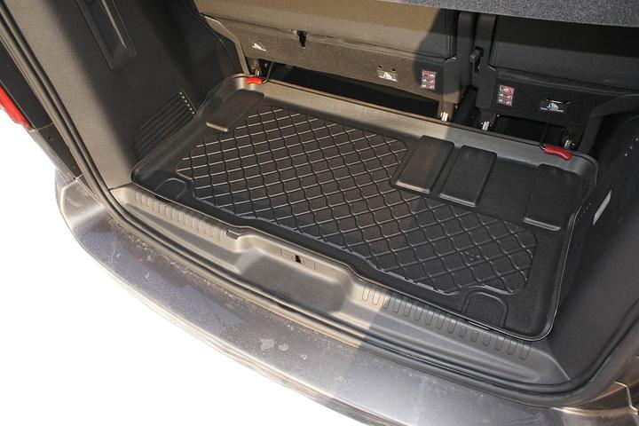 Actual product image Aristar Boot tray for Citroen Jumpy, SpaceTourer / Peugeot Expert / Toyota ProAce / Opel Zafira Life /