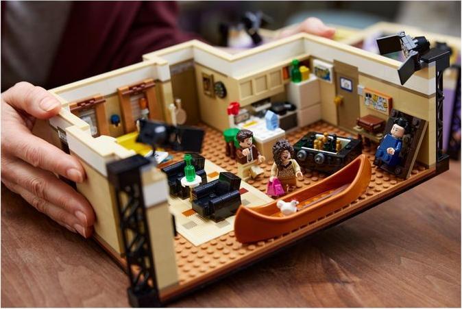 Immagine prodotto LEGO Amici Appartamenti (10292, LEGO Friends, Set LEGO rari)