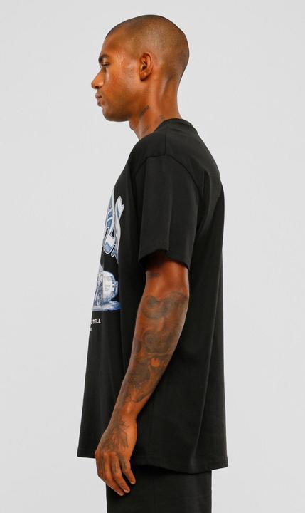 Actual product image Urban Classics Queens Oversize Tee - 119377 (S)