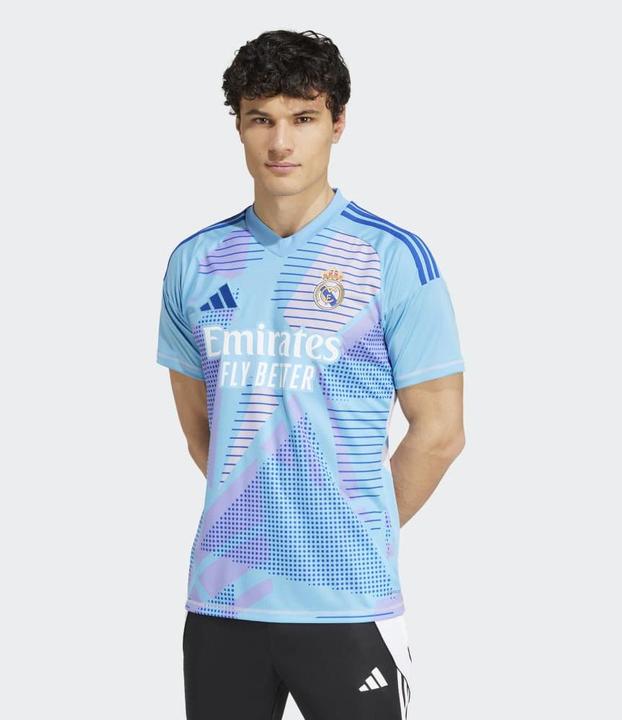 Actual product image adidas Real Madrid Goalkeeper Jersey (L)