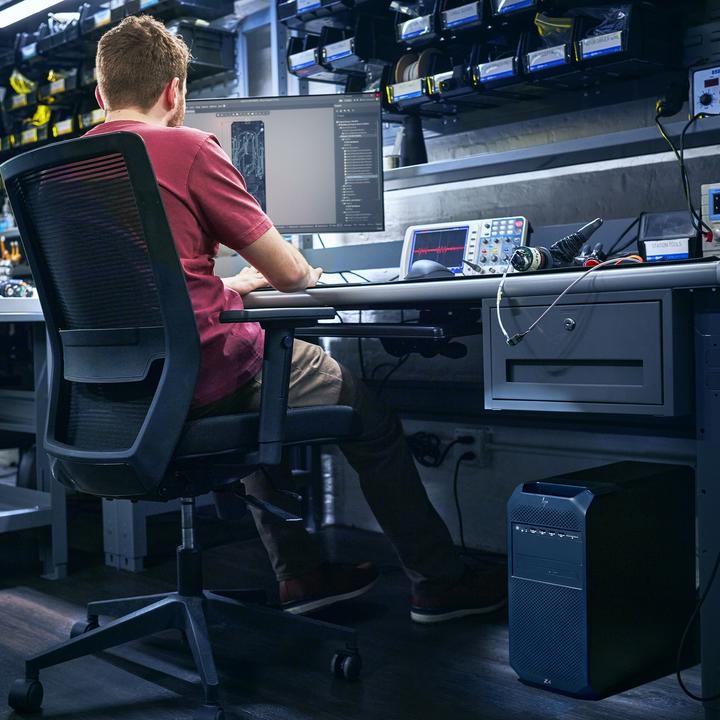 Actual product image HP Z4 G5 (Intel Xeon w3-2423, 64 GB, 1000 GB, RTX A4000)