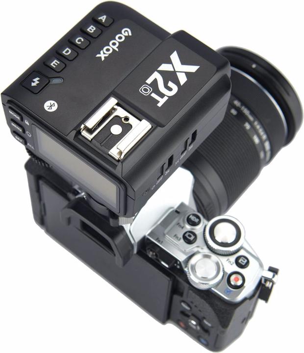 Produktbild Godox X2T-O (Blitzgerät Adapter)