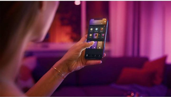 Image du produit Philips Hue Centura White & Color Ambiance (230 lm, GU10)