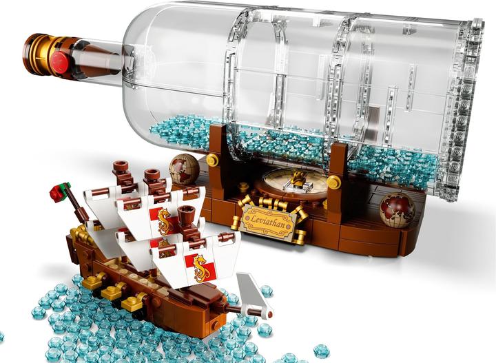 Produktbild LEGO Schiff in der Flasche (92177, LEGO Ideas)