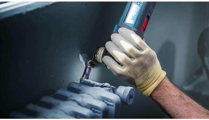 Actual product image Bosch Professional Zubehör Expert MetalMax AIZ 32 AIT blade for multifunctional tools, 40 x 32 mm