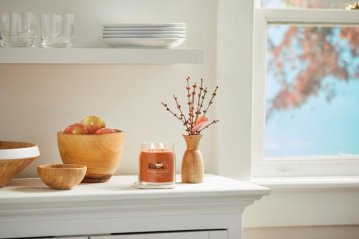 Immagine prodotto Yankee Candle Candela profumata Cinnamon Stick Signature Vaso Medio