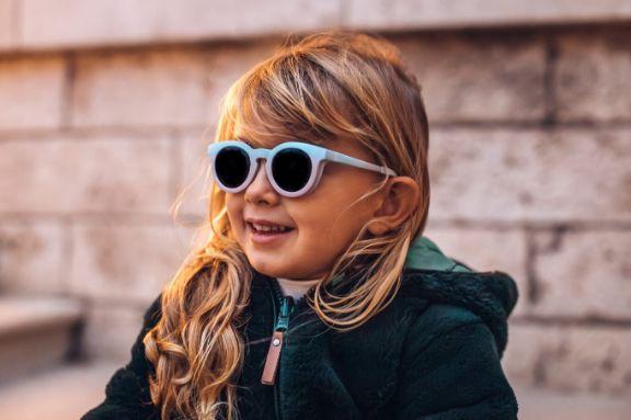Produktbild Beaba Sonnenbrille 2-4 Jahre (HAPPY) gefroren blau