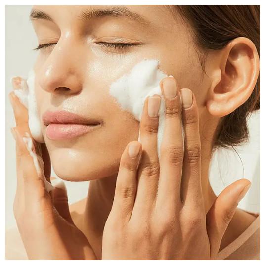 Productafbeelding Skin1004 Madagascar Centella Ampoule Foam pianka do twarzy z wąkrotą azjatycką 125 ml (Schuim, 125 ml)