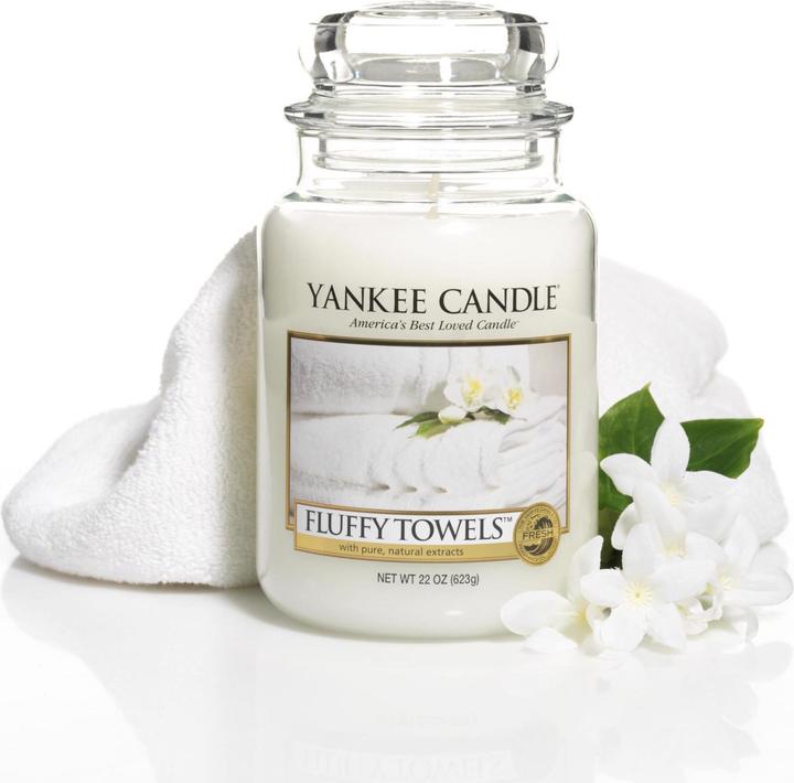 Produktbild Yankee Candle Fluffy Towels (411 g)