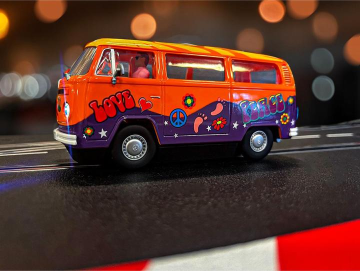 Immagine prodotto Carrera VW Bus Pace e Amore
