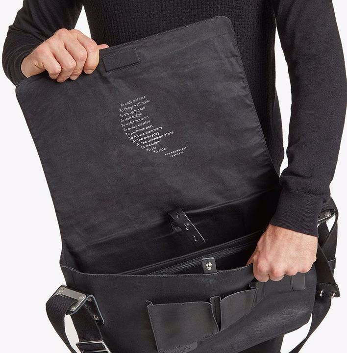 Actual product image Brooks England Barbican Canvas (13 l)