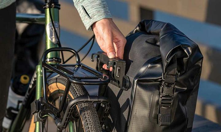 Actual product image Topeak DryBag (15 l, Luggage carrier bag)