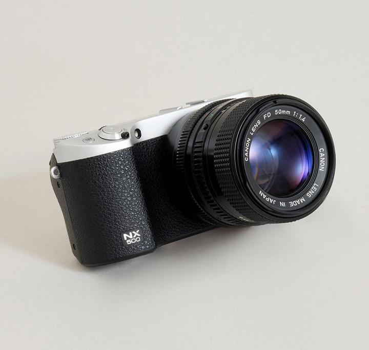Produktbild Urth Lens Mount Adapter: Compatible with Canon FD Lens to Samsung NX Camera Body