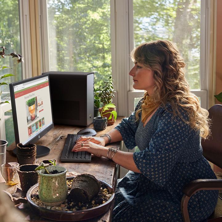 Actual product image HP OmniDesk Desktop M02-0051nc PC (Intel Core i5-14400, 16.38 GB, 512 GB, Intel UHD Graphics)