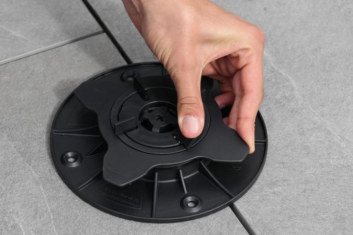 Actual product image Sanpro Pedestal support? height-adjustable for terrace slabs & quick-release fastener 18-36 mm