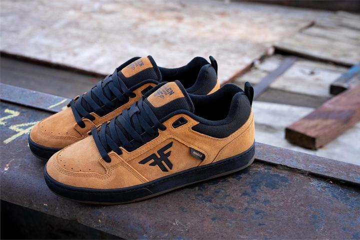 Produktbild Fallen Revolver (39)