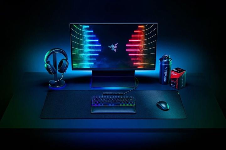 Produktbild Razer Strider (XXL)